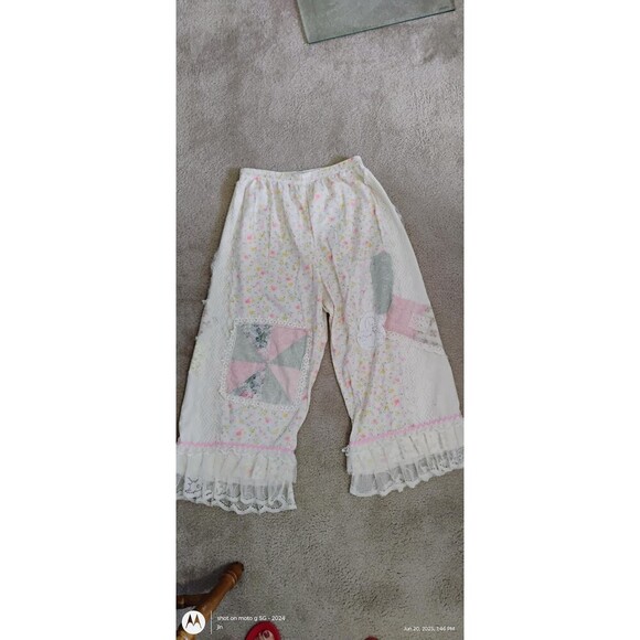 Floral Lace Trim Pajama Pants - Picture 8 of 9